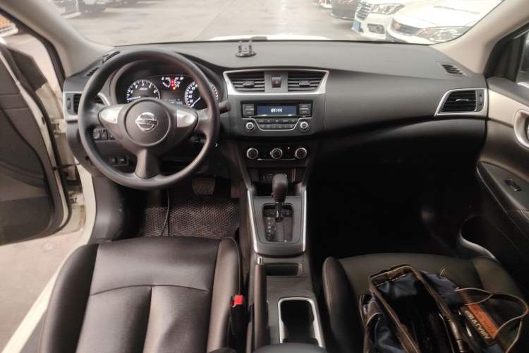 Used Nissan Sylphy 2021 Classic 1.6XE CVT Comfort Edition Interior 2