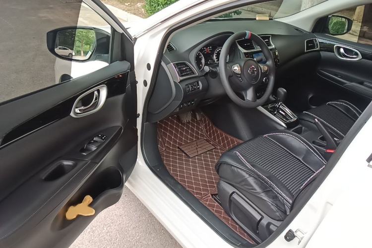 Used Nissan Sylphy 2021 Classic 1.6XL CVT Luxury Edition Interior 3