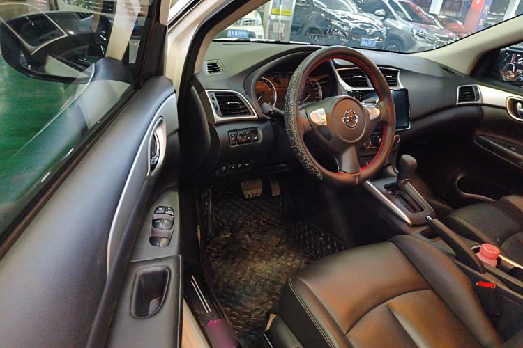 Used Nissan Sylphy 2021 Classic 1.6XE CVT Comfort Edition Interior 3