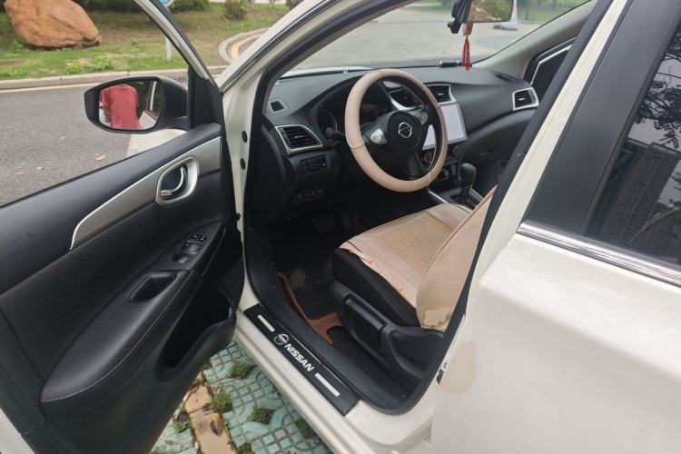 Used Nissan Sylphy 2021 Classic 1.6XE CVT Comfort Edition Interior 3