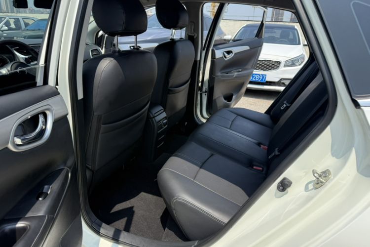 Used Nissan Sylphy 2021 Classic 1.6XL CVT Luxury Edition Interior 3