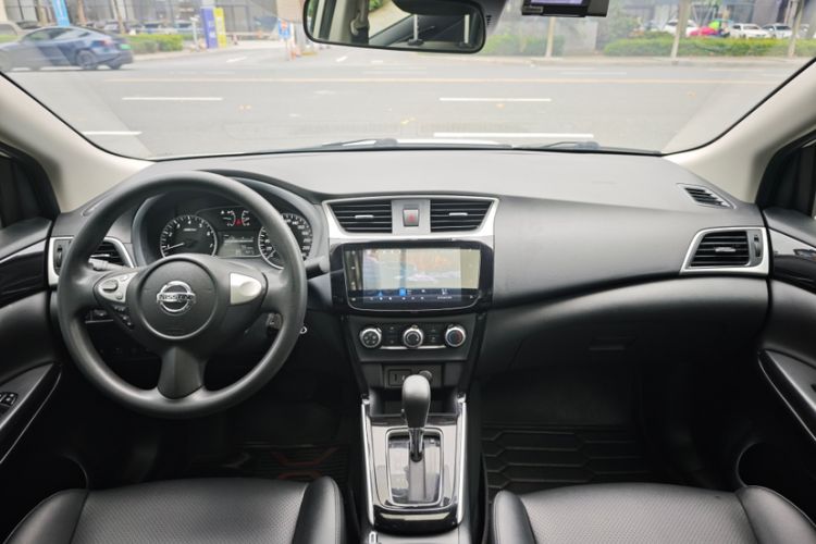 Used Nissan Sylphy 2021 Classic 1.6XL CVT Luxury Edition Interior 4