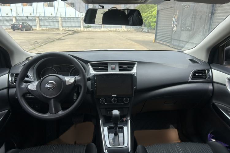 Used Nissan Sylphy 2021 Classic 1.6XE CVT Comfort Edition Interior 4