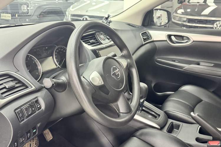 Used Nissan Sylphy 2021 Classic 1.6XE CVT Comfort Edition Interior 4