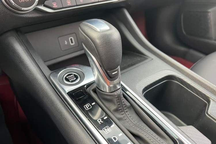 Used Nissan Sylphy 2021 1.6L XL CVT Smart Enjoyment Edition Interior 4