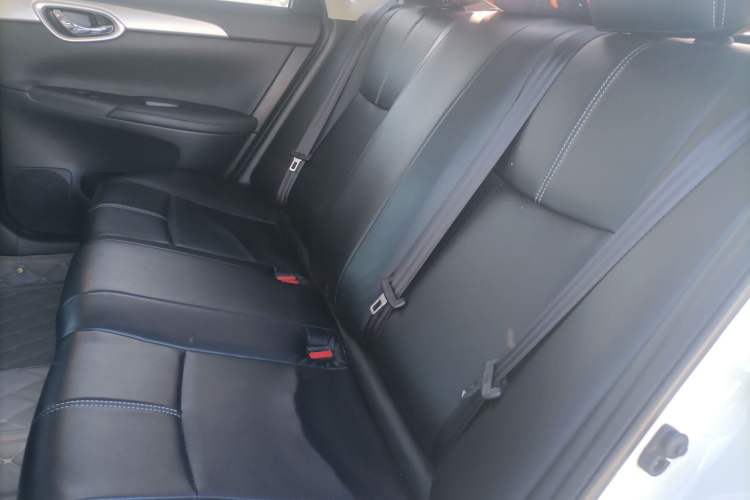 Used Nissan Sylphy 2021 Classic 1.6XE CVT Comfort Edition Interior 4