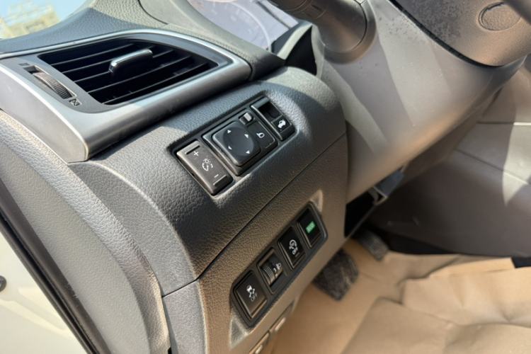 Used Nissan Sylphy 2021 Classic 1.6XL CVT Luxury Edition Interior 5