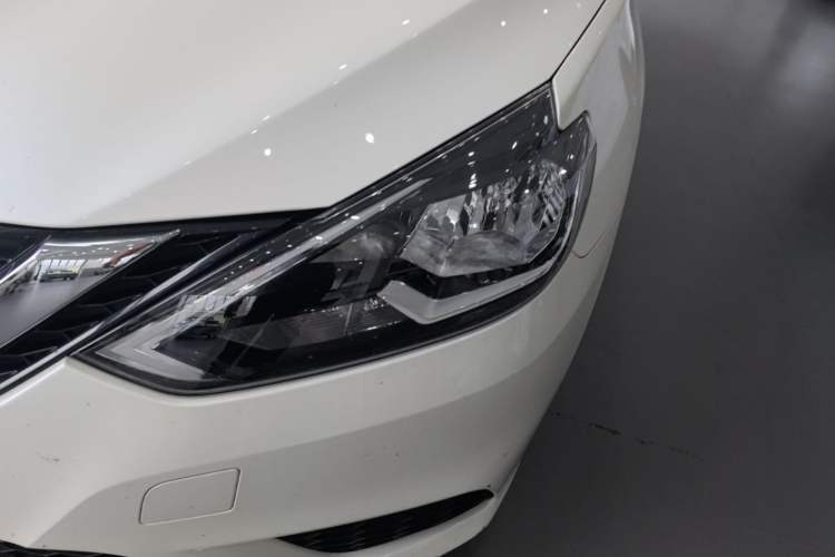 Used Nissan Sylphy 2021 Classic 1.6XE CVT Comfort Edition Left Front Headlight