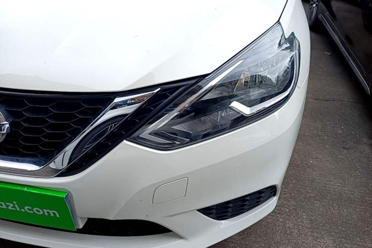 Used Nissan Sylphy 2021 Classic 1.6XE CVT Comfort Edition Left Front Headlight