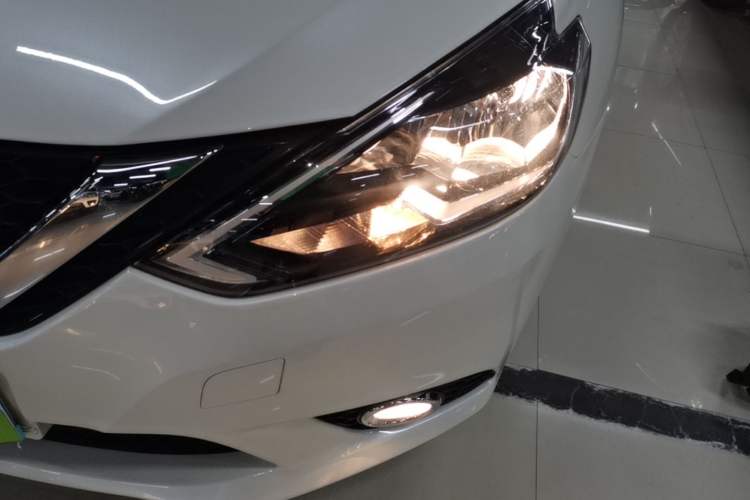 Used Nissan Sylphy 2021 Classic 1.6XL CVT Luxury Edition Left Front Headlight