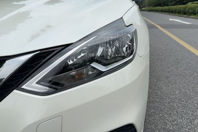 Used Nissan Sylphy 2021 Classic 1.6XL CVT Luxury Edition Left Front Headlight
