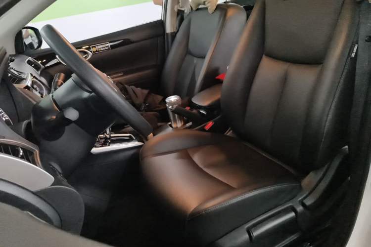 Used Nissan Sylphy 2021 Classic 1.6XL CVT Luxury Edition Left Front Seat