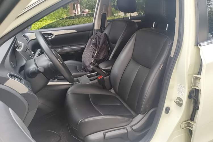 Used Nissan Sylphy 2021 Classic 1.6XE CVT Exclusive Edition Left Front Seat