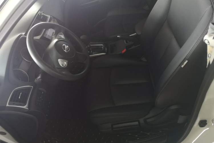 Used Nissan Sylphy 2021 Classic 1.6XL CVT Luxury Edition Left Front Seat