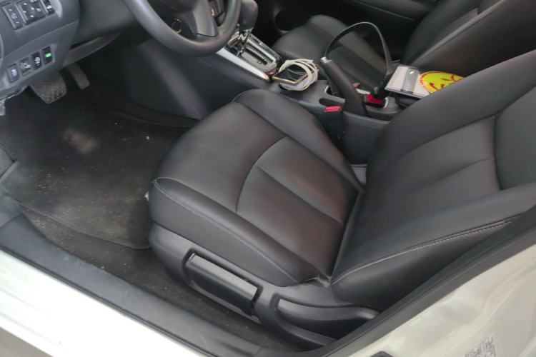 Used Nissan Sylphy 2021 Classic 1.6XE CVT Exclusive Edition Left Front Seat