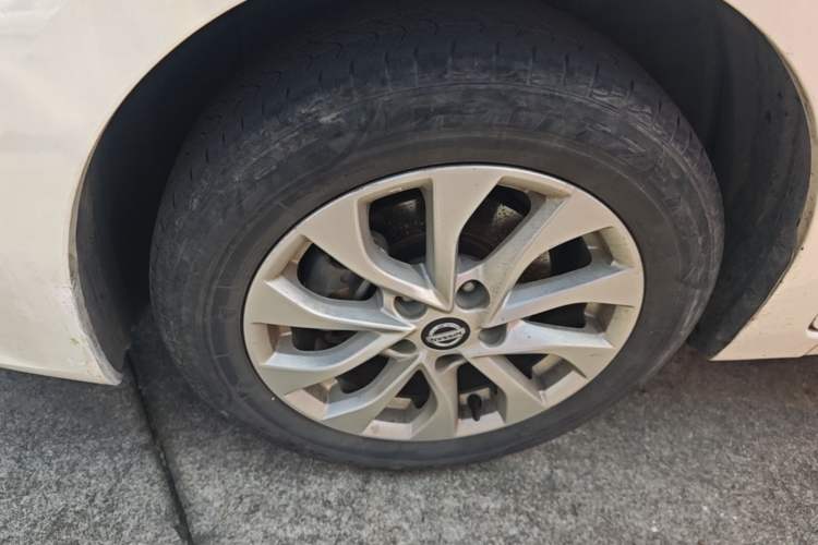 Used Nissan Sylphy 2021 Classic 1.6XL CVT Luxury Edition Left Front Wheel Hub