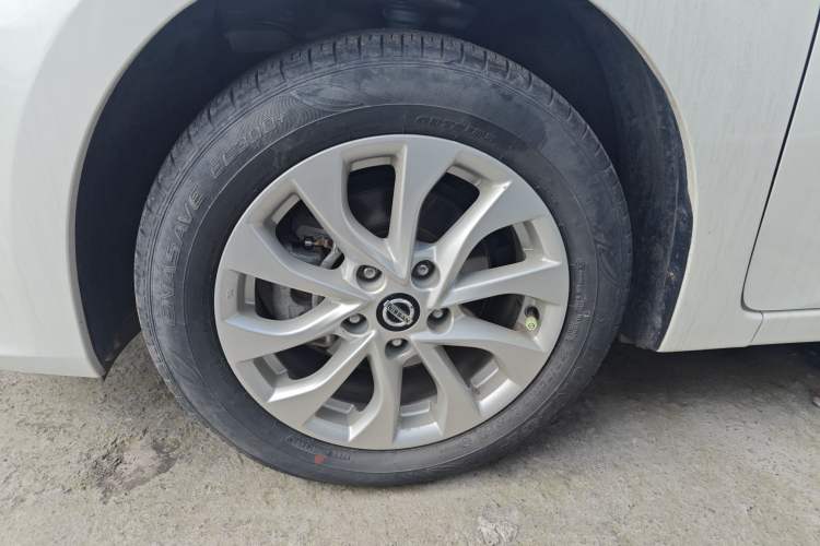 Used Nissan Sylphy 2021 Classic 1.6XL CVT Luxury Edition Left Front Wheel Hub