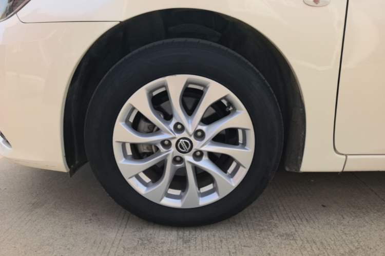 Used Nissan Sylphy 2021 Classic 1.6XL CVT Luxury Edition Left Front Wheel Hub