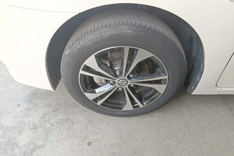 Used Nissan Sylphy 2021 Classic 1.6XE CVT Exclusive Edition Left Front Wheel Hub