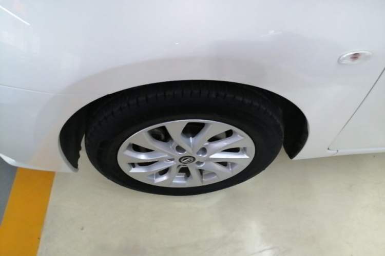 Used Nissan Sylphy 2021 Classic 1.6XL CVT Luxury Edition Left Front Wheel Hub