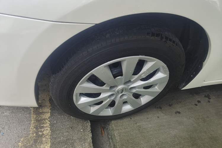 Used Nissan Sylphy 2021 Classic 1.6XL CVT Luxury Edition Left Front Wheel Hub