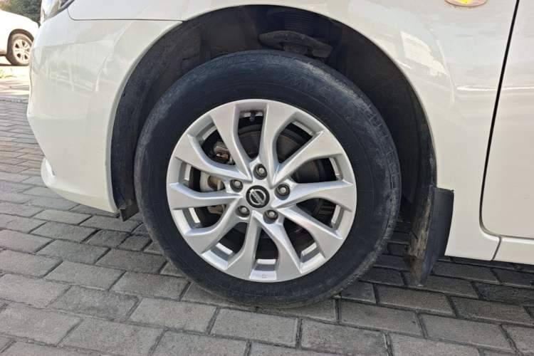 Used Nissan Sylphy 2021 Classic 1.6XE CVT Comfort Edition Left Front Wheel Hub