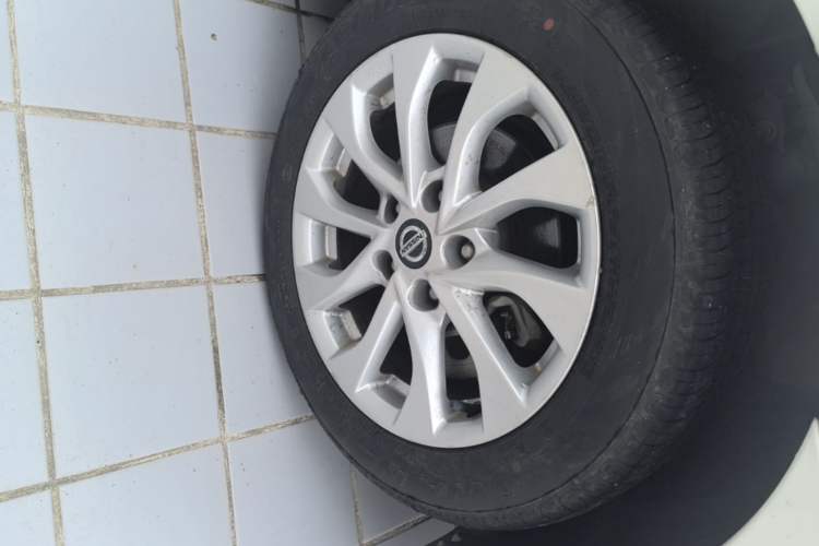 Used Nissan Sylphy 2021 Classic 1.6XL CVT Luxury Edition Left Front Wheel Hub