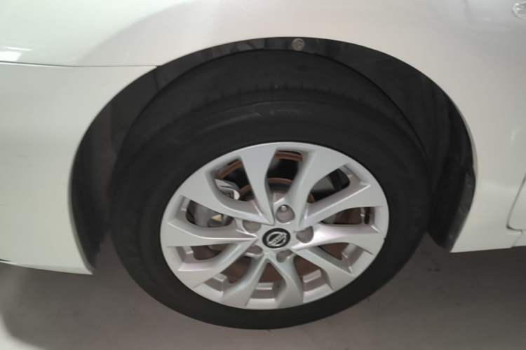 Used Nissan Sylphy 2021 Classic 1.6XL CVT Luxury Edition Left Front Wheel Hub