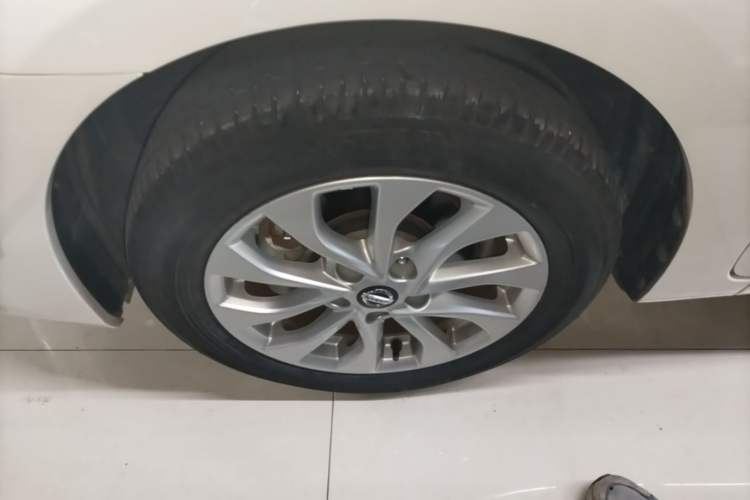 Used Nissan Sylphy 2021 Classic 1.6XL CVT Luxury Edition Left Front Wheel Hub