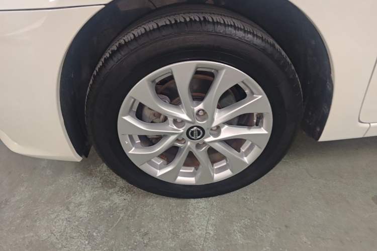Used Nissan Sylphy 2021 Classic 1.6XL CVT Luxury Edition Left Front Wheel Hub