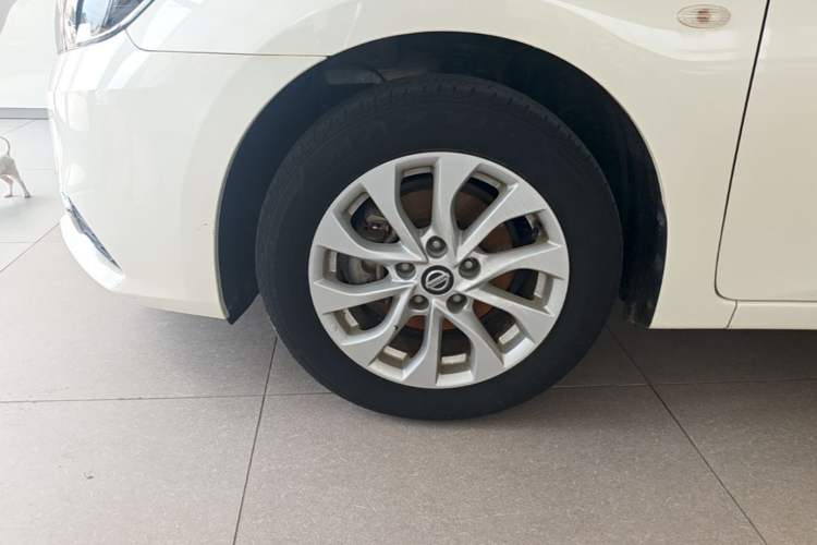 Used Nissan Sylphy 2021 Classic 1.6XL CVT Luxury Edition Left Front Wheel Hub