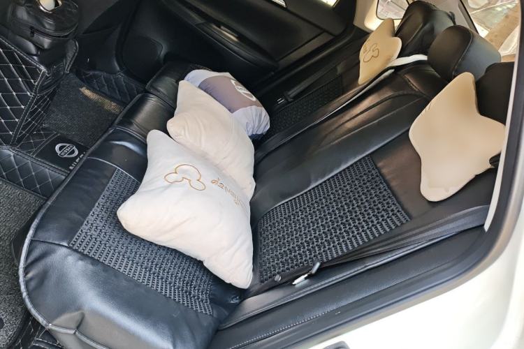 Used Nissan Sylphy 2021 Classic 1.6XL CVT Luxury Edition Left Rear Seat