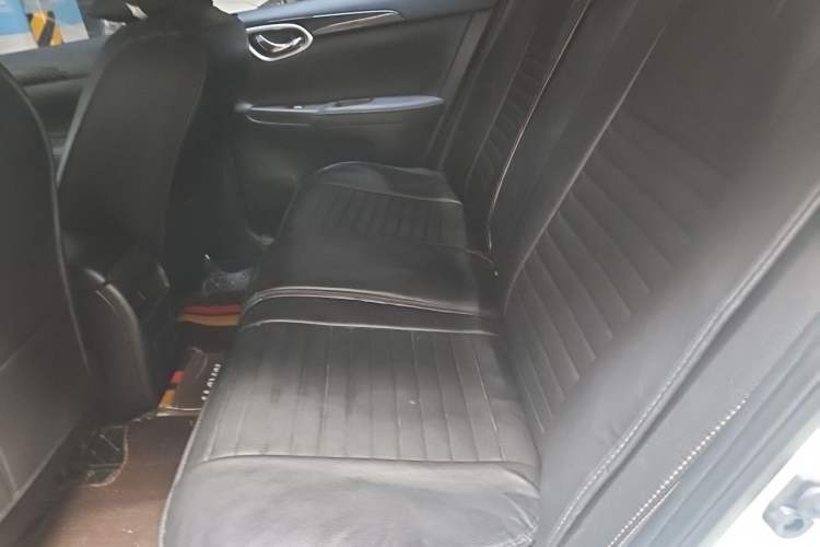 Used Nissan Sylphy 2021 Classic 1.6XL Manual Luxury Edition Left Rear Seat