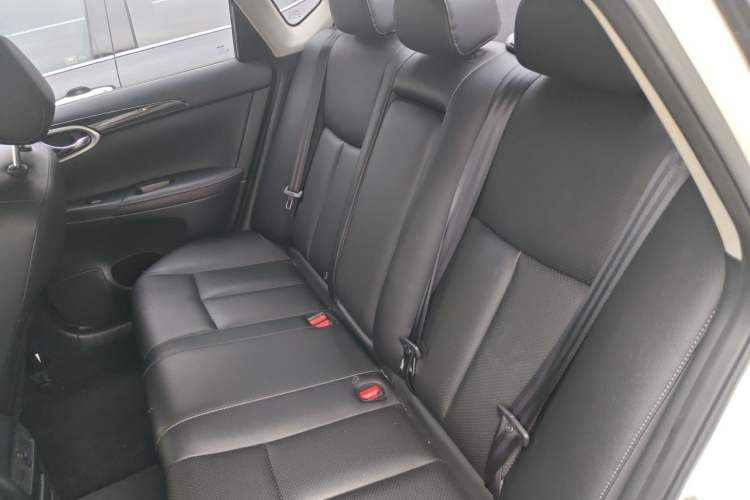 Used Nissan Sylphy 2021 Classic 1.6XL CVT Luxury Edition Left Rear Seat