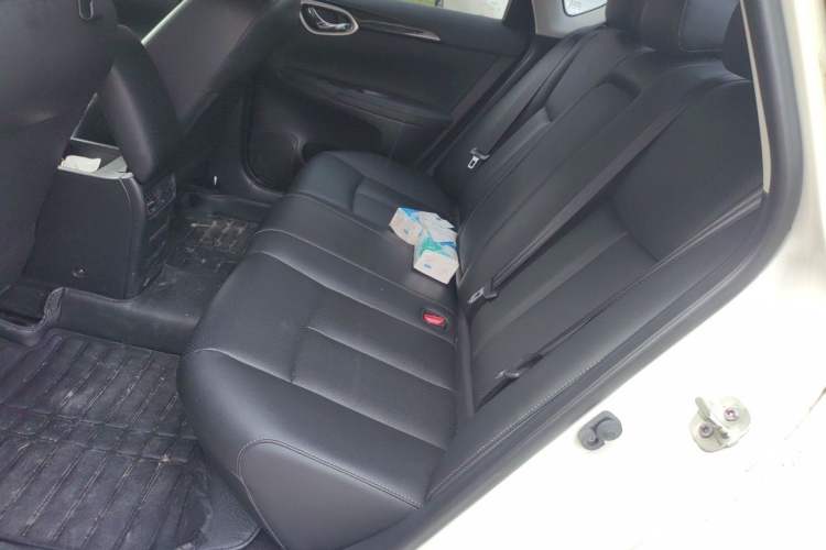 Used Nissan Sylphy 2021 Classic 1.6XL CVT Luxury Edition Left Rear Seat