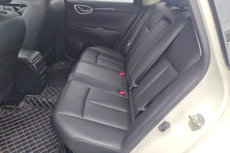 Used Nissan Sylphy 2021 Classic 1.6XL CVT Luxury Edition Left Rear Seat