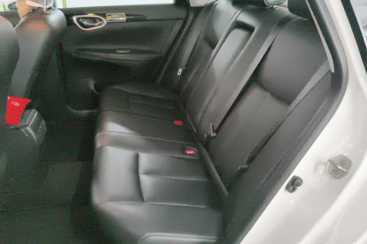Used Nissan Sylphy 2021 Classic 1.6XL CVT Luxury Edition Left Rear Seat