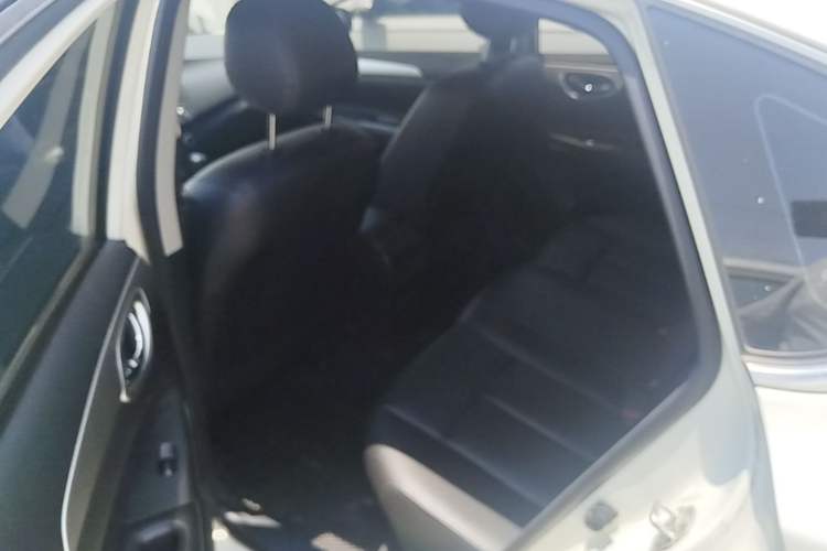 Used Nissan Sylphy 2021 Classic 1.6XE CVT Exclusive Edition Left Rear Seat