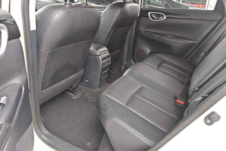 Used Nissan Sylphy 2021 Classic 1.6XL CVT Luxury Edition Left Rear Seat