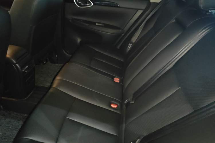 Used Nissan Sylphy 2021 Classic 1.6XL CVT Luxury Edition Left Rear Seat