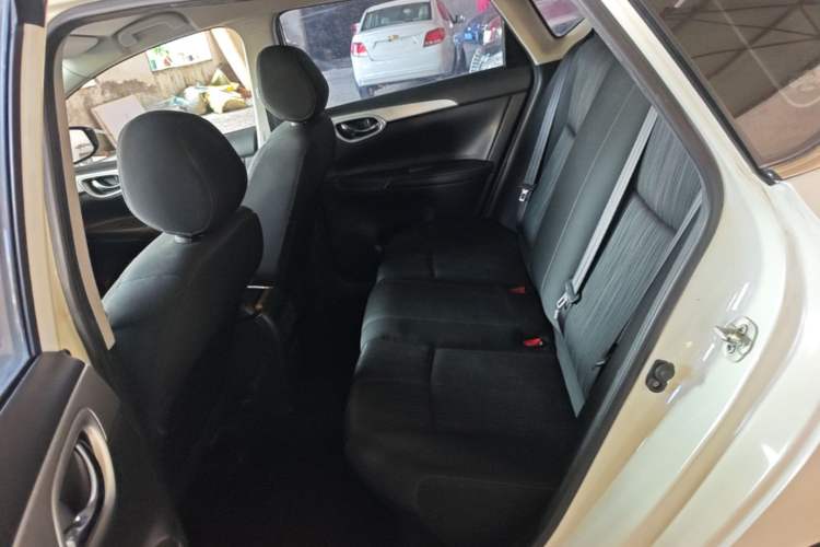 Used Nissan Sylphy 2021 Classic 1.6XE CVT Comfort Edition Left Rear Seat