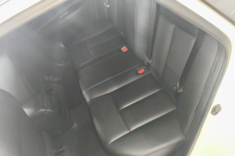 Used Nissan Sylphy 2021 Classic 1.6XL CVT Luxury Edition Left Rear Seat