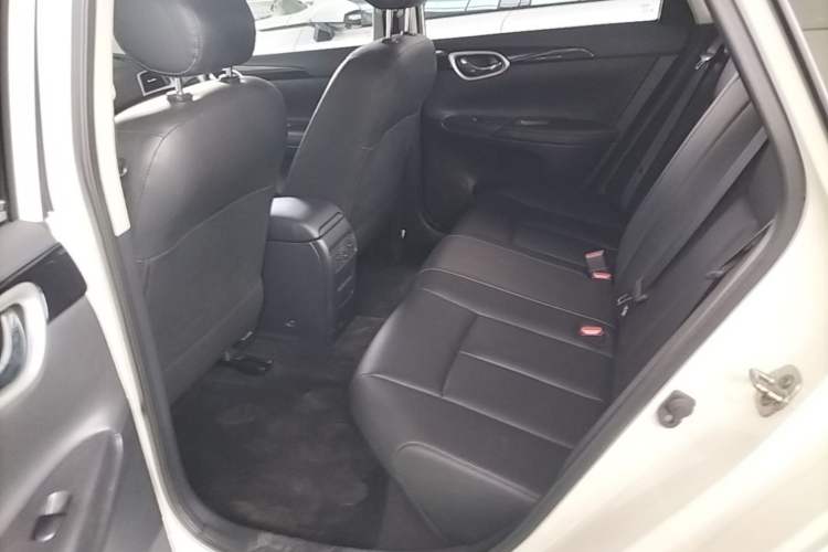 Used Nissan Sylphy 2021 Classic 1.6XL CVT Luxury Edition Left Rear Seat
