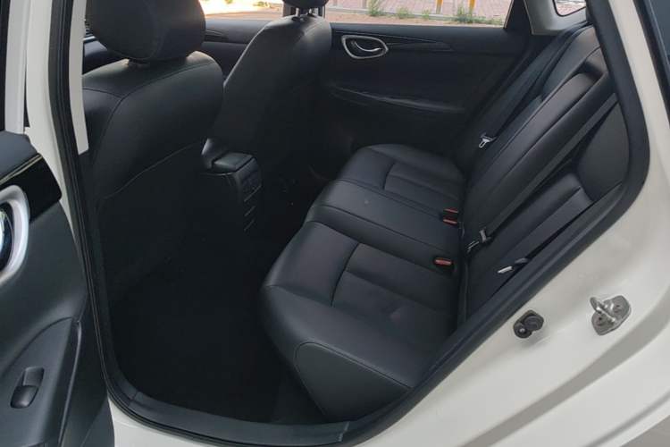 Used Nissan Sylphy 2021 Classic 1.6XL CVT Luxury Edition Left Rear Seat