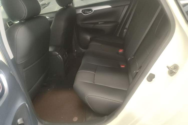 Used Nissan Sylphy 2021 Classic 1.6XL CVT Luxury Edition Left Rear Seat