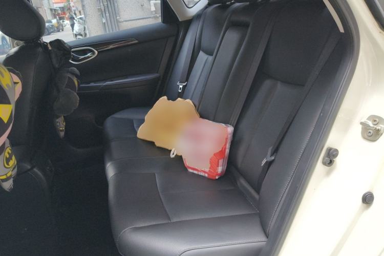 Used Nissan Sylphy 2021 Classic 1.6XL CVT Luxury Edition Left Rear Seat