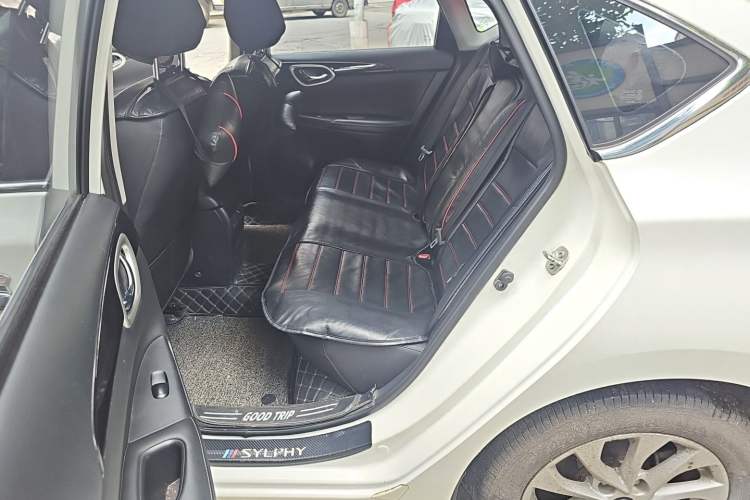 Used Nissan Sylphy 2021 Classic 1.6XL CVT Luxury Edition Left Rear Seat