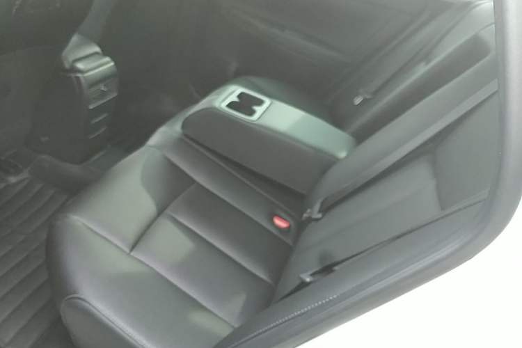 Used Nissan Sylphy 2021 Classic 1.6XL CVT Luxury Edition Left Rear Seat
