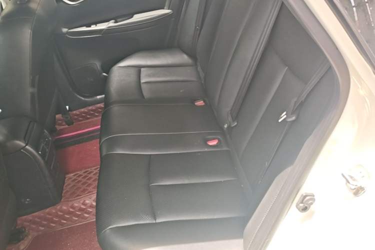 Used Nissan Sylphy 2021 Classic 1.6XL CVT Luxury Edition Left Rear Seat