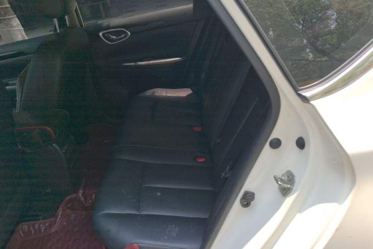 Used Nissan Sylphy 2021 Classic 1.6XL CVT Luxury Edition Left Rear Seat